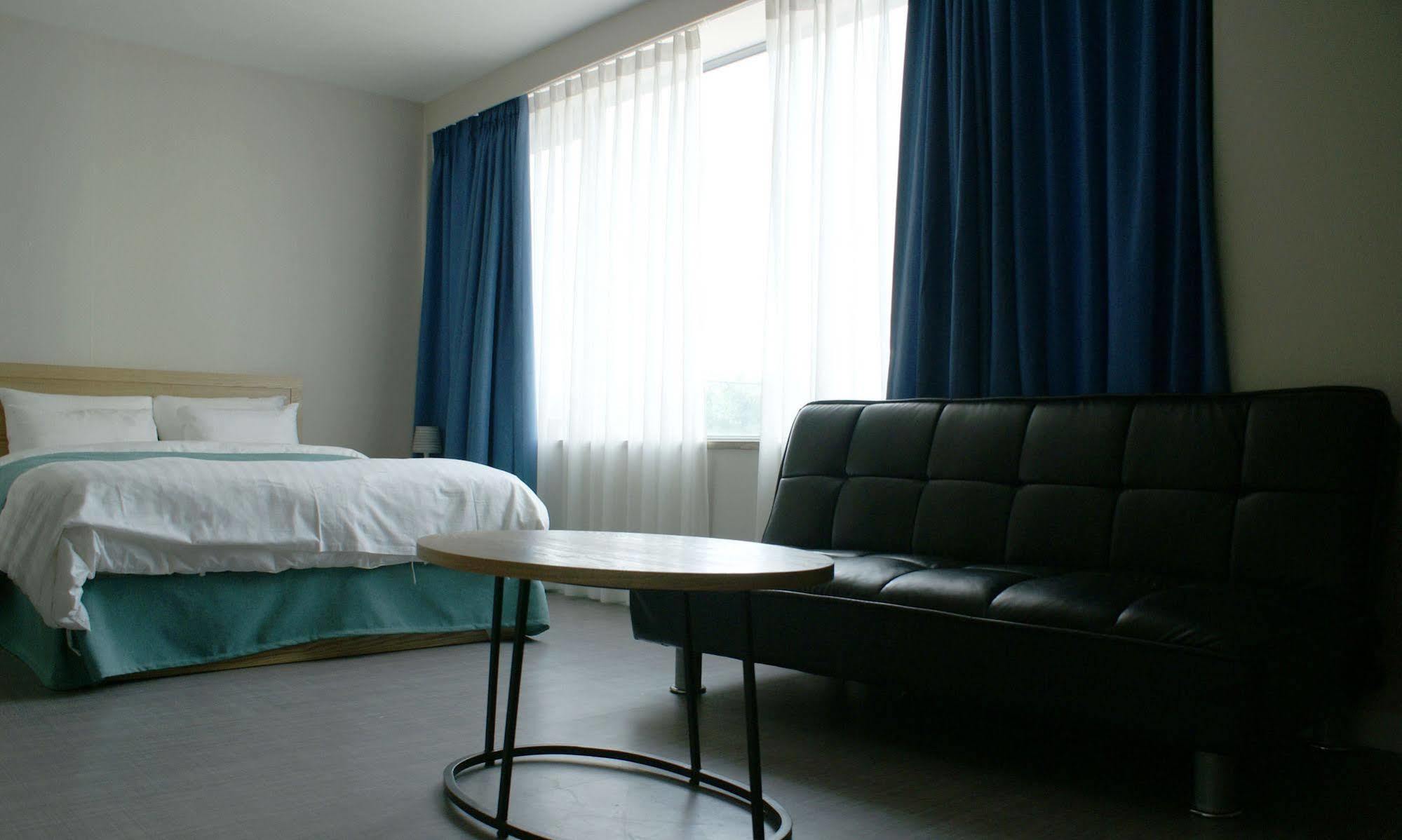 Y Ocean Hotel Yeosu Exterior foto